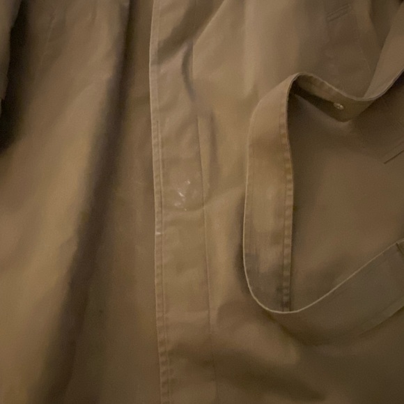 London Fog Tan Coat - Picture 8 of 9